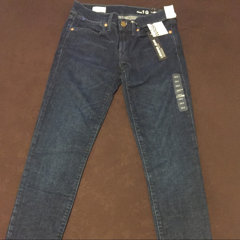 Women's GAP 1969 Legging Jeans.